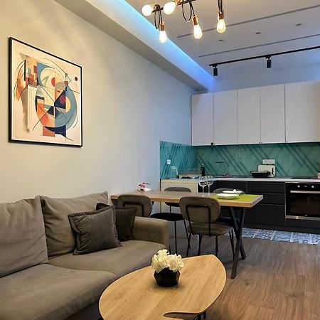 Picasso Apartment Tirana Bagian luar foto