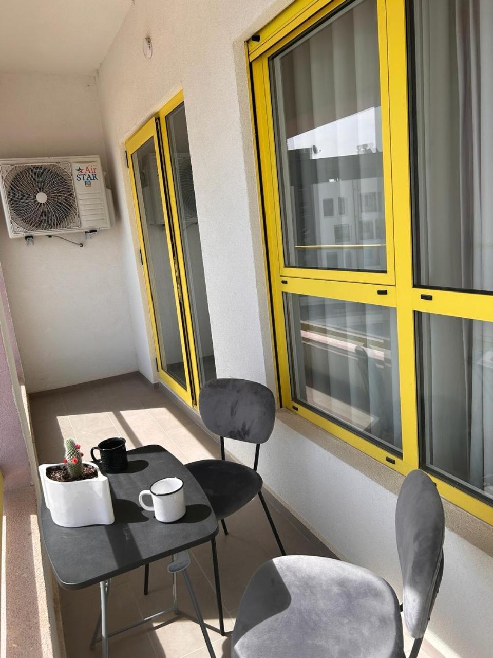 Picasso Apartment Tirana Bagian luar foto