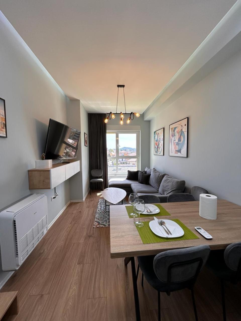 Picasso Apartment Tirana Bagian luar foto