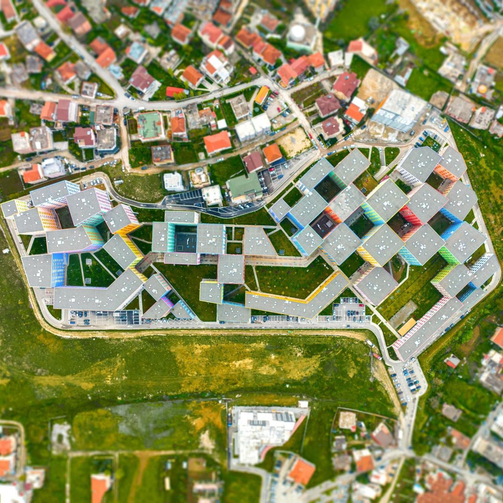 Picasso Apartment Tirana Bagian luar foto