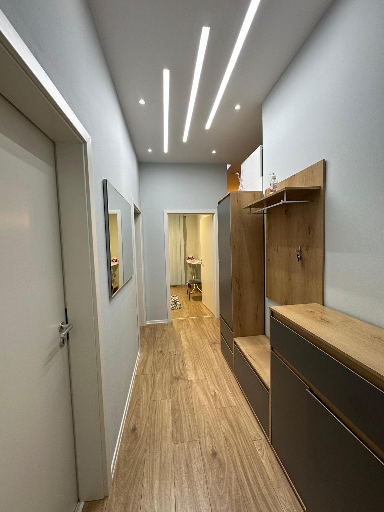 Picasso Apartment Tirana Bagian luar foto